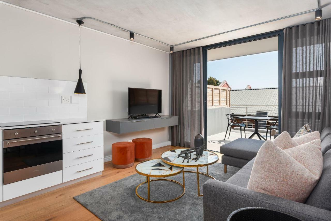 The Docklands Luxury Serviced Apartments Kaapstad Buitenkant foto