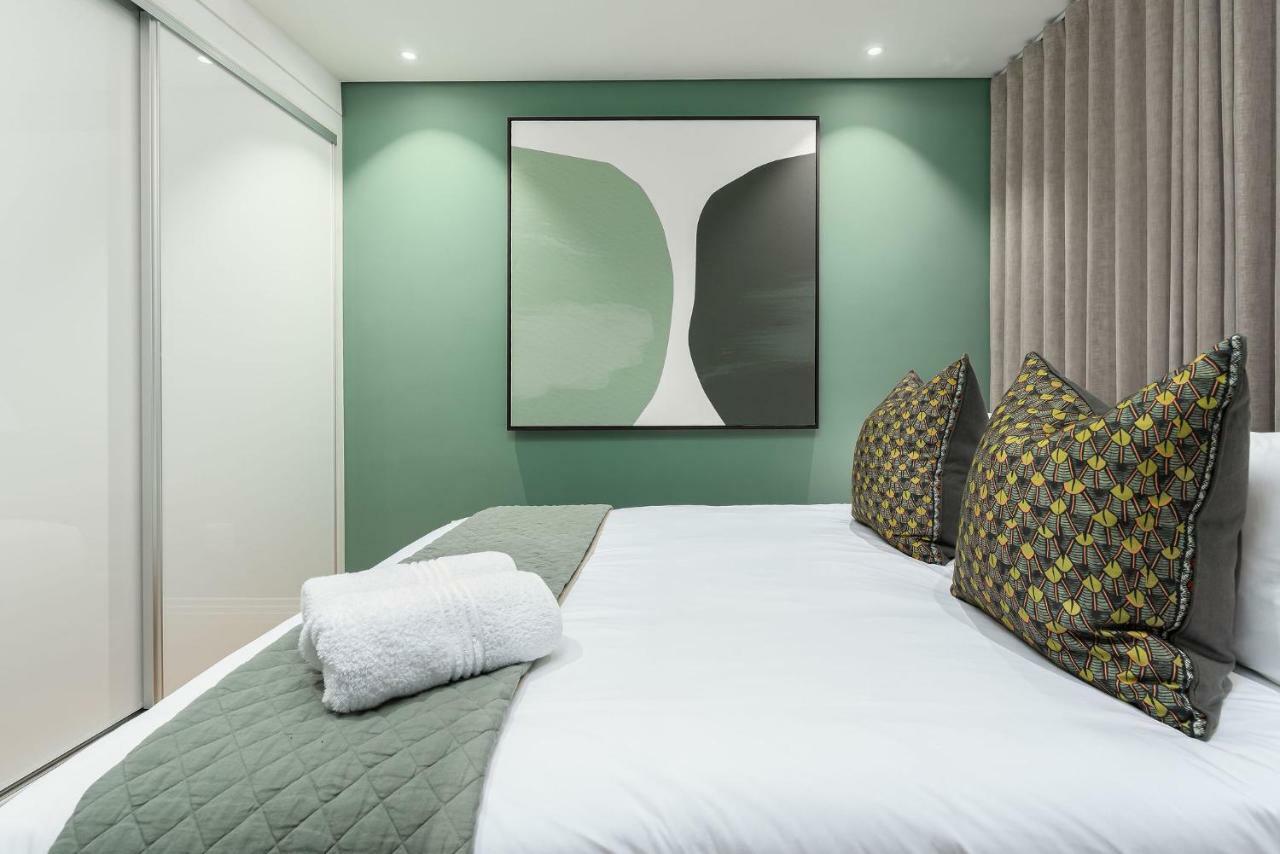 The Docklands Luxury Serviced Apartments Kaapstad Buitenkant foto
