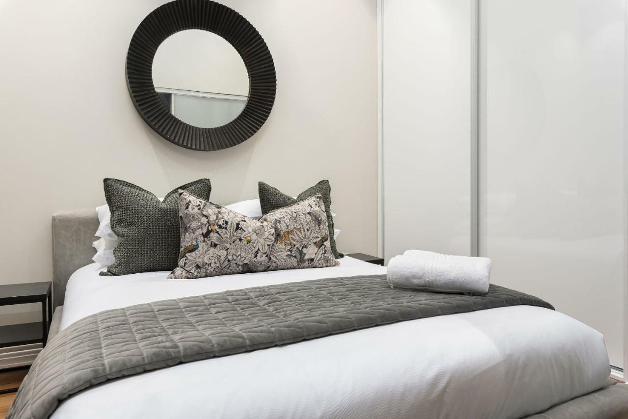 The Docklands Luxury Serviced Apartments Kaapstad Buitenkant foto